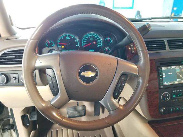 2011 Chevrolet Chevy Tahoe LTZ 4x4 4dr SUV Guaranteed Cre for sale in Dearborn Heights, MI – photo 19