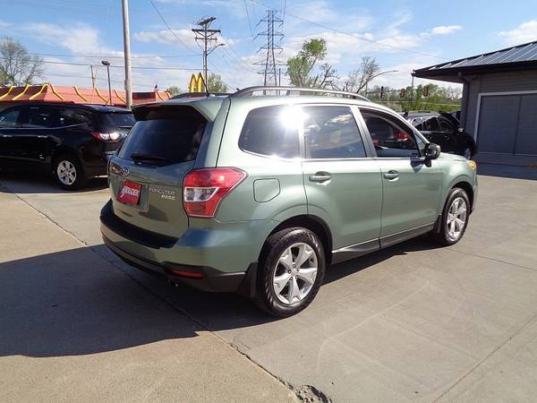 2015 Subaru Forester 4d SUV i Limited - - by dealer for sale in Marion, IA – photo 8
