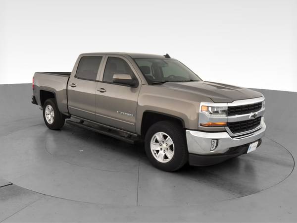 2017 Chevy Chevrolet Silverado 1500 Crew Cab LT Pickup 4D 5 3/4 ft -... for sale in milwaukee, WI – photo 15