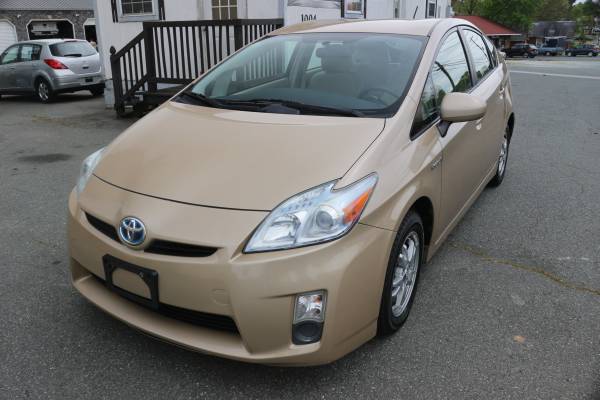 2010 TOYOTA PRIUS II, 2 OWNERS, CLEAN TITLE, DRIVES GOOD - cars & for sale in Graham, NC