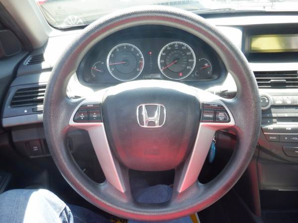 2009 Honda Accord LX sedan AT for sale in Hayward, CA – photo 10
