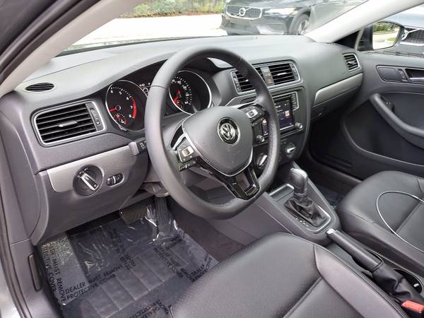 2018 *Volkswagen* *Jetta* *1.4T SE Automatic* Platin - cars & trucks... for sale in Coconut Creek, FL – photo 16
