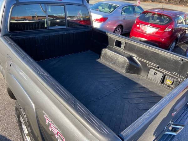 2009 Toyota Tacoma V6 4x4 4dr Access Cab 6.1 ft. SB 5A **GUARANTEED... for sale in Hyannis, MA – photo 10