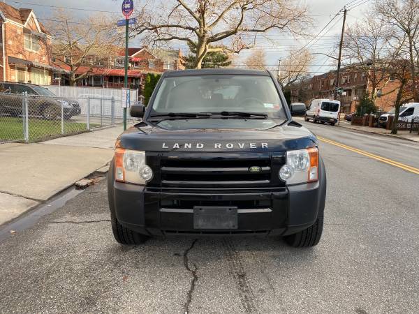2006 Land Rover lr3 - cars & trucks - by owner - vehicle automotive... for sale in Brooklyn, NY – photo 2