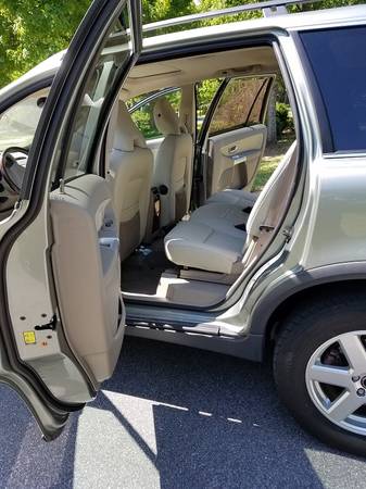 2006 Volvo XC90 2 5T - - by dealer - vehicle for sale in North Charleston, SC – photo 23