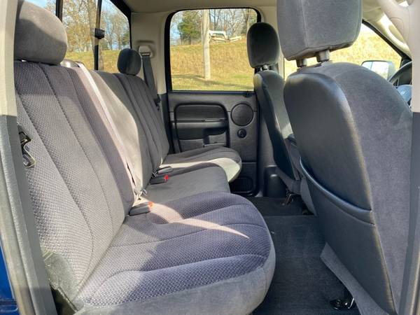 2005 Dodge Ram 1500 ONE OWNER! LIKE NEW! - cars & trucks - by dealer... for sale in Forsyth, IA – photo 20