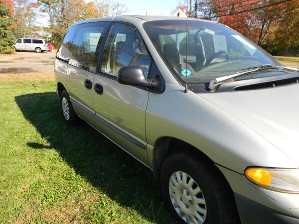 1999 PLYMOUTH VOYAGER MINI VAN for sale in clinton, CT – photo 3