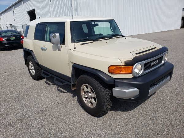 2008 TOYOTA FJ CRUISER 4WD ( ONLY 188K MILES) - - by for sale in Clanton, AL – photo 7