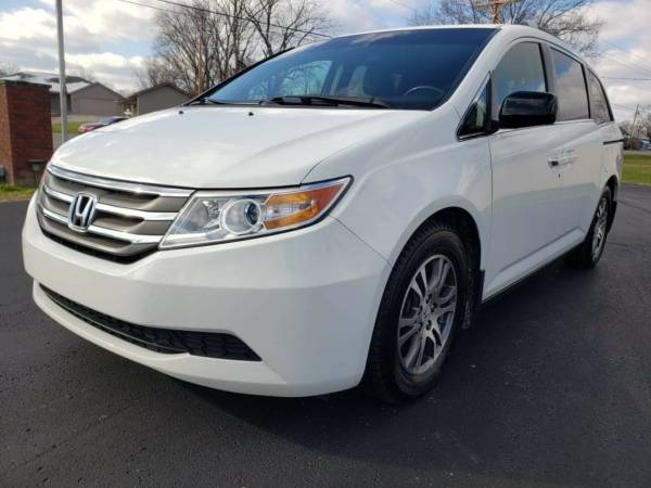 2011 Honda Odyssey Touring - cars & trucks - by owner - vehicle... for sale in Scottsburg, KY – photo 6