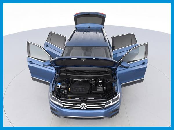 2018 VW Volkswagen Tiguan 2 0T SE Sport Utility 4D suv Blue for sale in Hugo, MN – photo 17