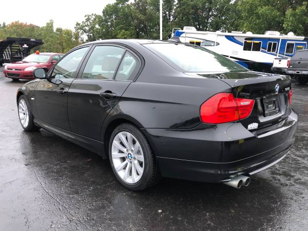Low Mileage! 2011 BMW 328XI! AWD! Loaded! Clean Carfax! for sale in Ortonville, OH – photo 3