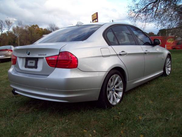 2011 BMW 3-Series 328i xDrive SA - cars & trucks - by dealer -... for sale in Springdale, AR – photo 4