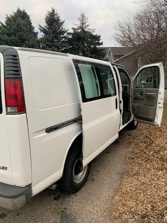 2001 Chevrolet Express 2500 - cars & trucks - by owner - vehicle... for sale in Madison, WI – photo 21