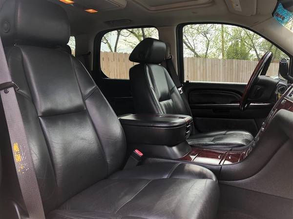 2007 CADILLAC ESCALADE 1500 1/2 ton - - by dealer for sale in Woodbridge, District Of Columbia – photo 10