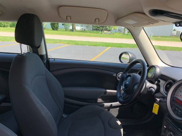 2012 MINI COOPER 1-Owner 6-SPEED MANUAL for sale in Naperville, IL – photo 17