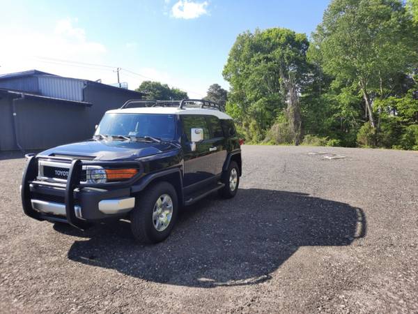 2010 Toyota FJ Cruiser with ONLY 120, 267 Miles-Greensboro - cars & for sale in Denver, NC – photo 4