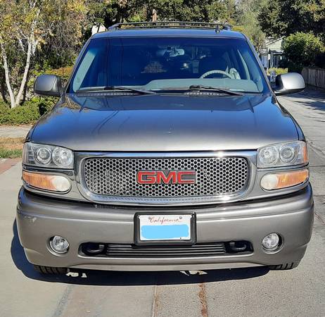 GMC Yukon Denali - SUPER CLEAN - cars & trucks - by owner - vehicle... for sale in Belmont, CA – photo 2