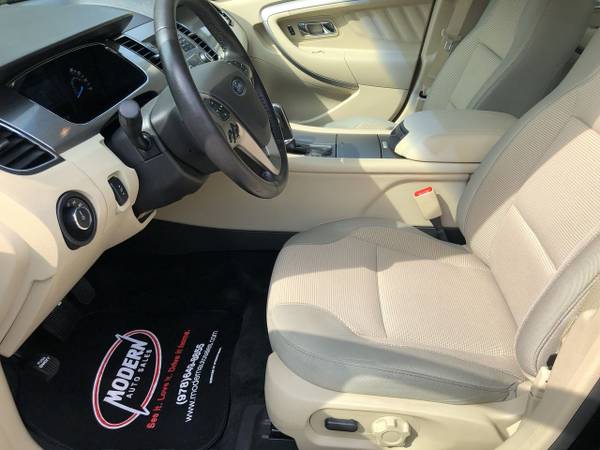 2016 Ford Taurus SEL for sale in Tyngsboro, MA – photo 18