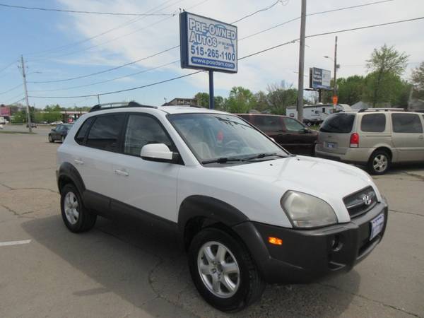 2005 Hyundai Tuscon SUV - Automatic/Wheels/1 Owner/Low Miles - 78K! for sale in Des Moines, IA – photo 4
