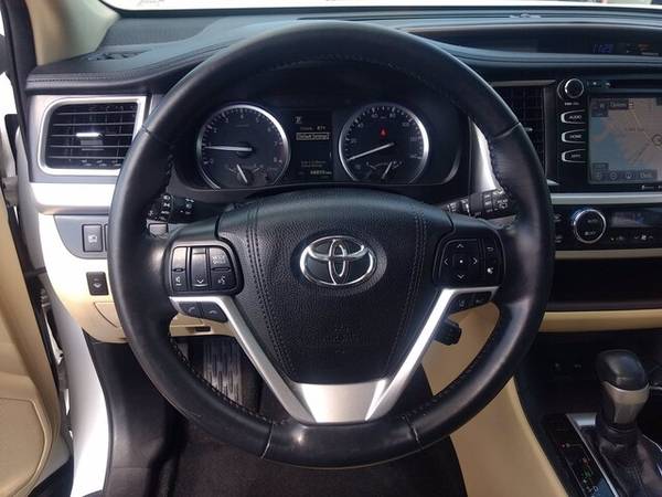 2018 Toyota Highlander XLE Low 48K Miles Extra Clean CarFax for sale in Sarasota, FL – photo 19
