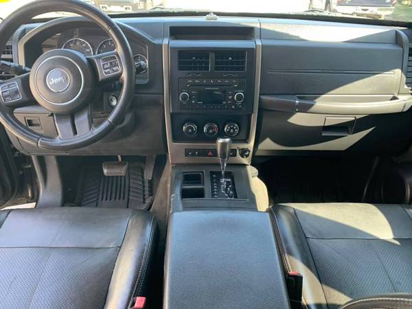 2012 Jeep Liberty - cars & trucks - by dealer - vehicle automotive... for sale in Greenville, NC – photo 9