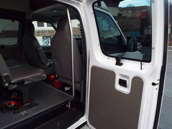 2011 Ford Econoline E-250 Extended - cars & trucks - by dealer -... for sale in Wyncote, DE – photo 22