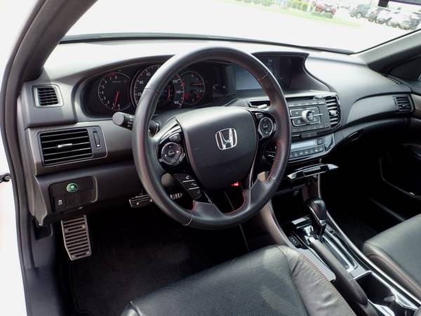 2017 Honda Accord Sport Special Edition - - by dealer for sale in Centralia, MO – photo 11
