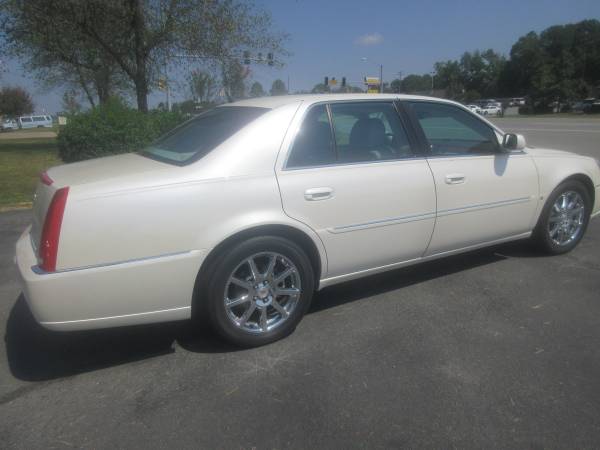 2008 CADILLAC DTS LUXURY SPORT EDTION PEARL WHITE ON TAN 84k for sale in Little Rock, AR – photo 3