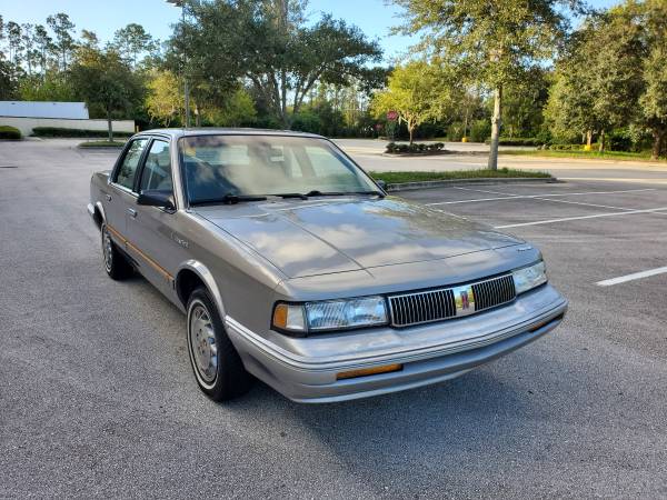 1995 Oldsmobile Cutlass Ciera Cold AC!!! - cars & trucks - by owner... for sale in Palm Coast, FL – photo 2