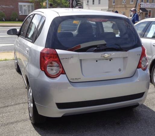 2009 CHEVROLET AVEO STICK SHIFT 1 OWNER,CLEAN GAS SAVER+CHEAP - cars... for sale in Allentown, PA – photo 4