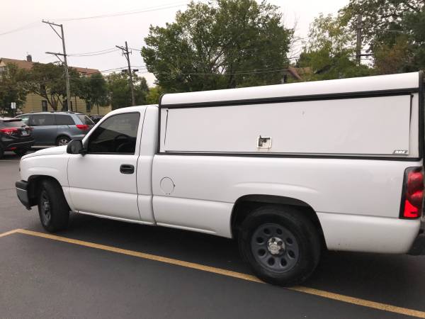 2006 Chevy Silverado 1500 runs and drives great for sale in Chicago, IL – photo 3