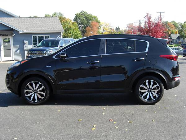► 2018 KIA SPORTAGE EX - AWD, HTD LEATHER, PANO ROOF, ALLOYS, MORE -... for sale in Feeding Hills, CT – photo 2