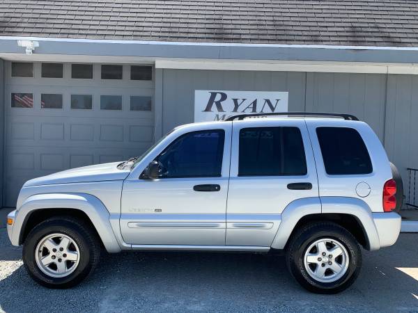 2002 Jeep Liberty Limited (ONLY 119, 338 Miles) 4X4 for sale in Warsaw, IN – photo 6