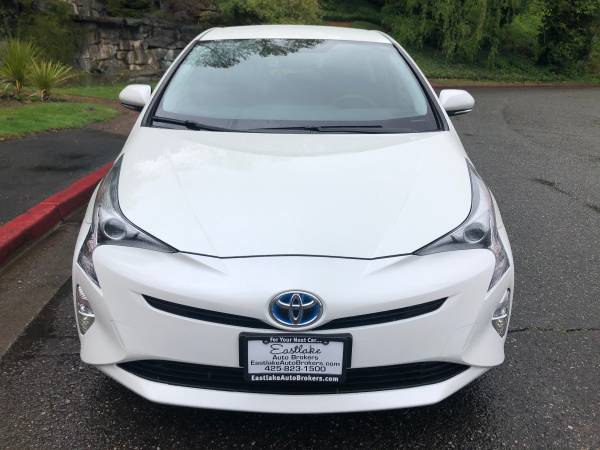 2016 Toyota Prius Pkg 2 - Clean title, Local Trade, Gas Saver for sale in Kirkland, WA – photo 2