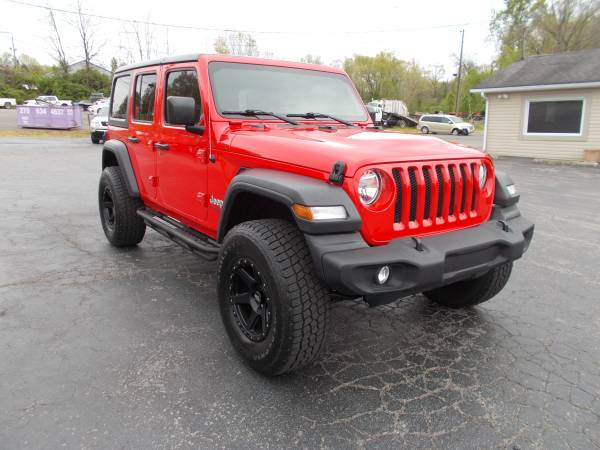 2018 Jeep Wrangler Unlimited 4x4 LIFTED - - by for sale in Columbia, KY – photo 3