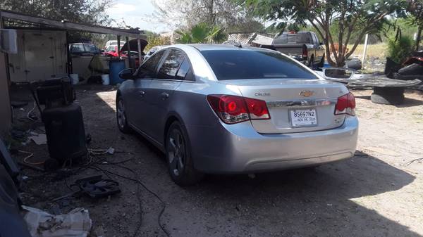 Silver Chevy Cruze - cars & trucks - by owner - vehicle automotive... for sale in McAllen, TX – photo 4