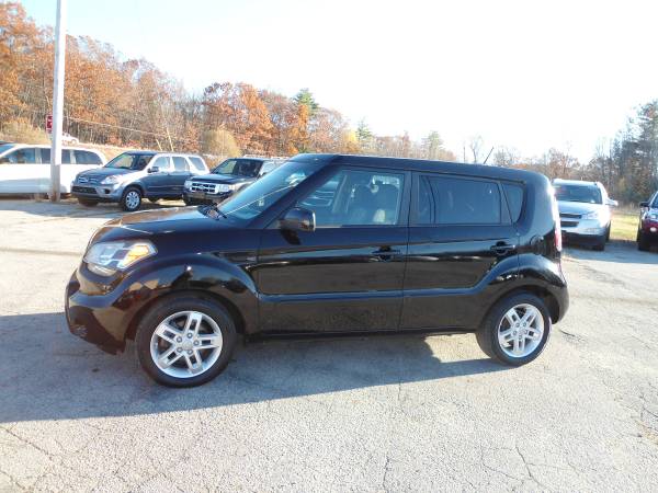 2011 Kia Soul One Hands Free Bluetooth 1 owner**1 year Warranty** -... for sale in Hampstead, NH – photo 9