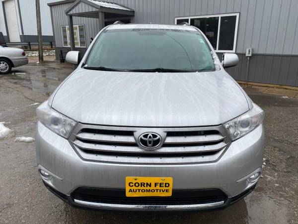2013 Toyota Highlander 4dr V6 4WD Limited w/3rd Row (Natl) - cars &... for sale in CENTER POINT, IA – photo 9