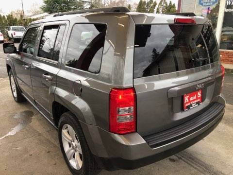 2014 Jeep Patriot Fwd! WARRANTY! - - by dealer for sale in Salem, OR – photo 3
