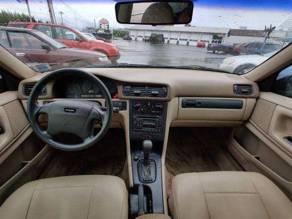 1998 Volvo V70 Wagon! Yakima racks, auto! runs good 170k miles -... for sale in Bellingham, WA – photo 5