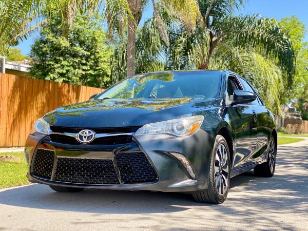 2017 TOYOTA CAMRY SE - - by dealer - vehicle for sale in Hollywood, FL – photo 4