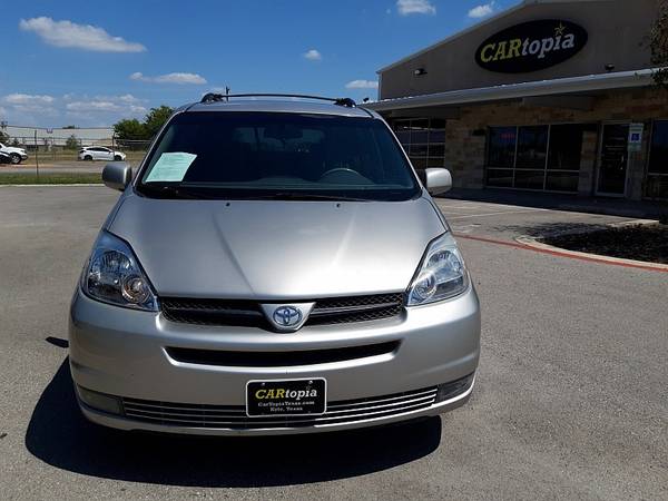 2004 Toyota Sienna 4d Wagon XLE CALL FOR DETAILS AND PRICING for sale in Kyle, TX – photo 3