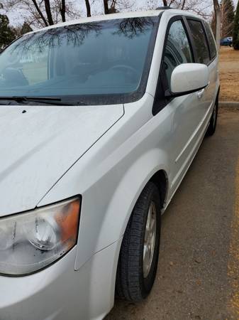 2012 Dodge Grand Caravan - cars & trucks - by owner - vehicle... for sale in Williston, ND – photo 2