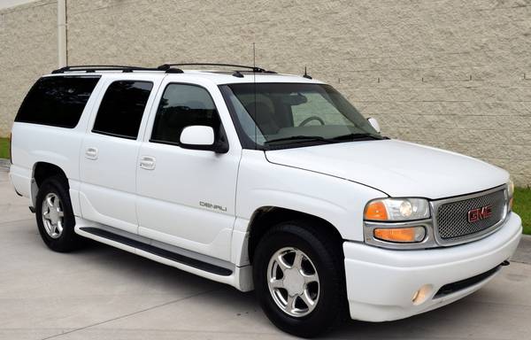 Frost White 2003 GMC Yukon Denali XL - NC Truck - All Service for sale in Raleigh, NC – photo 6