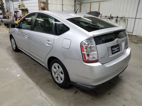 2007 Toyota Prius GREAT MPG - cars & trucks - by dealer - vehicle... for sale in Norwalk, IA – photo 5