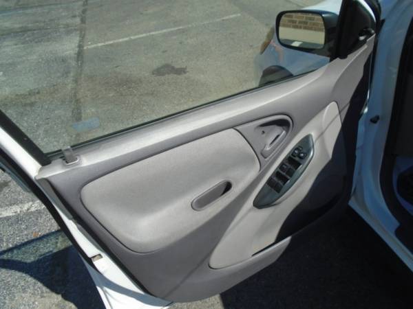 2001 Toyota ECHO 4-Door for sale in Mooresville, IN – photo 9