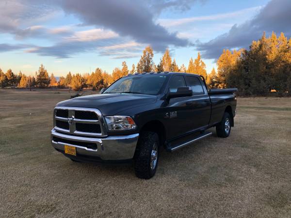 2017 RAM 3500 ST Crew Cab 4x4 - cars & trucks - by owner - vehicle... for sale in Bend, OR – photo 3