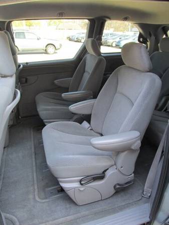2005 DODGE CARAVAN SXT DUAL SLIDERS CAPTAIN CHAIRS SERVICED - cars & for sale in Mishawaka, IN – photo 12