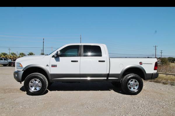 2011 RAM 2500 SLT*CUMMINS*LEVELED*TOYOS*BIG SCREEN*BACK UP... for sale in Liberty Hill, IN – photo 5