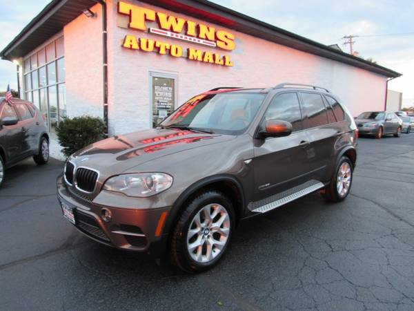 2013 BMW X5 AWD xDrive35i - cars & trucks - by dealer - vehicle... for sale in Rockford, IL – photo 3